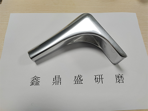 1653370734140675.jpg 鋁合金沙發(fā)腳鏡面效果.jpg